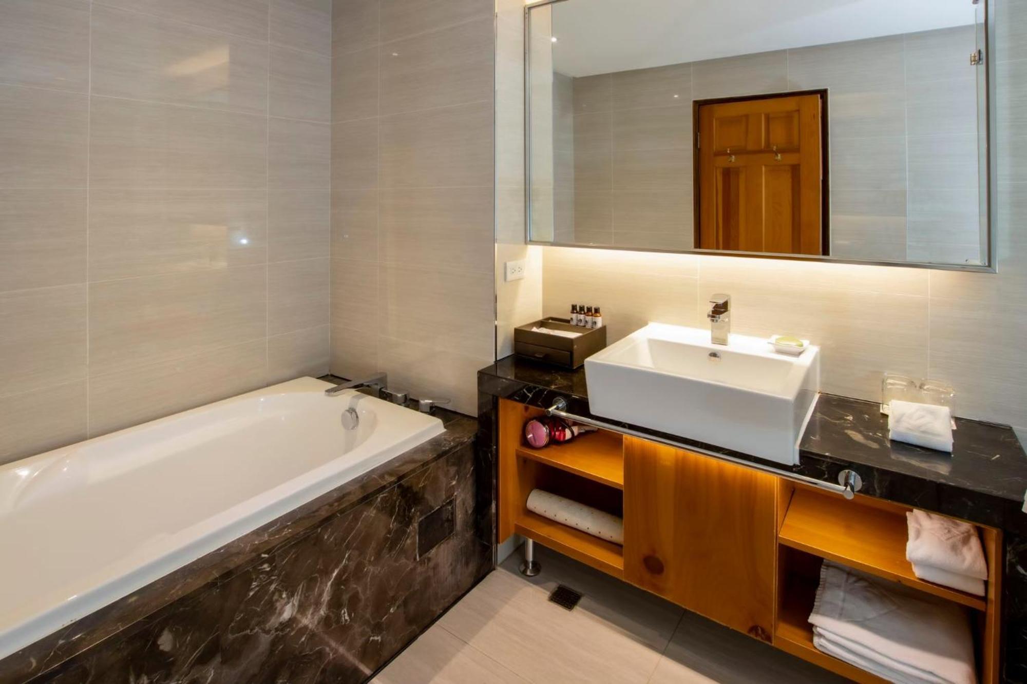 The Richforest Hotel- Sun Moon Lake Yuchi Exterior photo